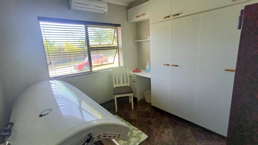 3 Bedroom Property for Sale in Strelitzia Park Eastern Cape